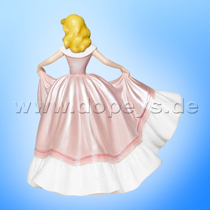 Disney Showcase Collections - Cinderella in Pink Dress Figurine 6008704 Couture de Force