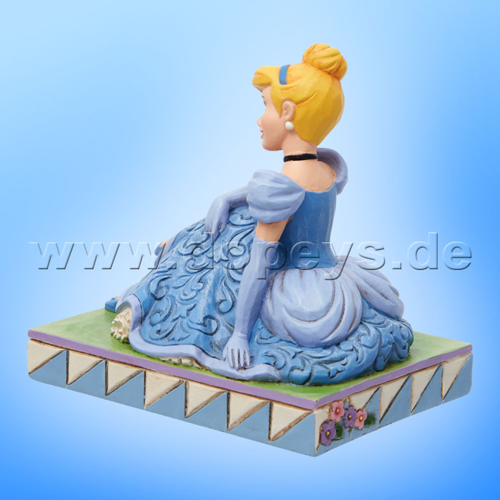 Disney Traditions - Cinderella Personality Pose (Compassionate and Carefree) figurine by Jim Shore 6013072