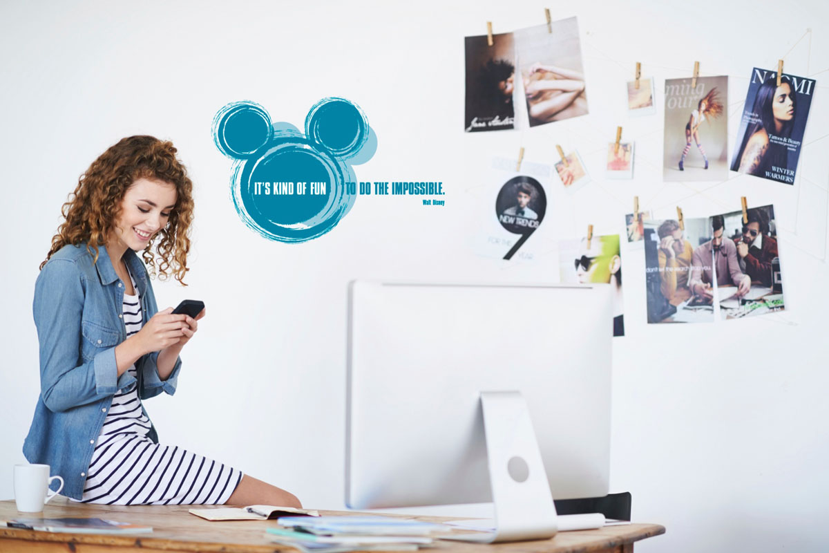 Disney Wandsticker / Wandaufkleber Mickey "It's kind of fun"